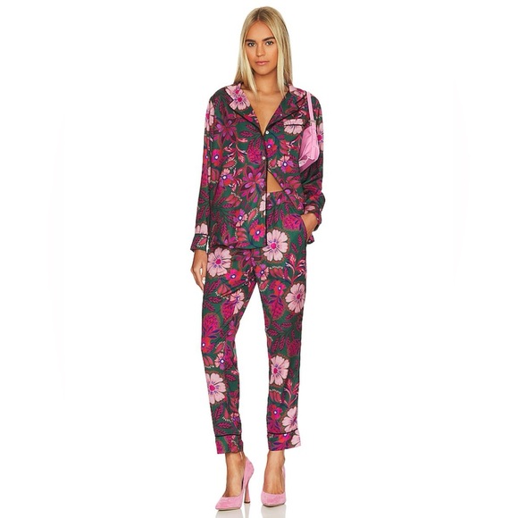 REVOLVE PLUSH Floral Pajama Set With Eye Mask Size Small - Picture 1 of 5